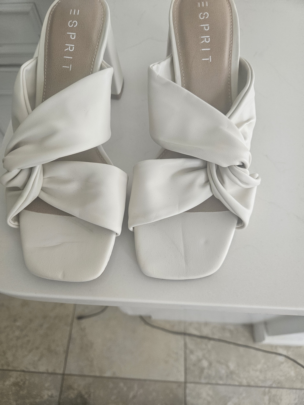 Esprit White Knotted Slide Mules